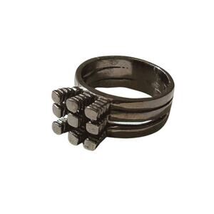 Vintage Brutalist Stacked Bar Sculptural Ring – Mid-Century Modernist Style